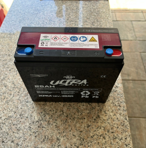 Preview: Batterie 12V 25Ah Polar Bär AGM Ultra Serie
